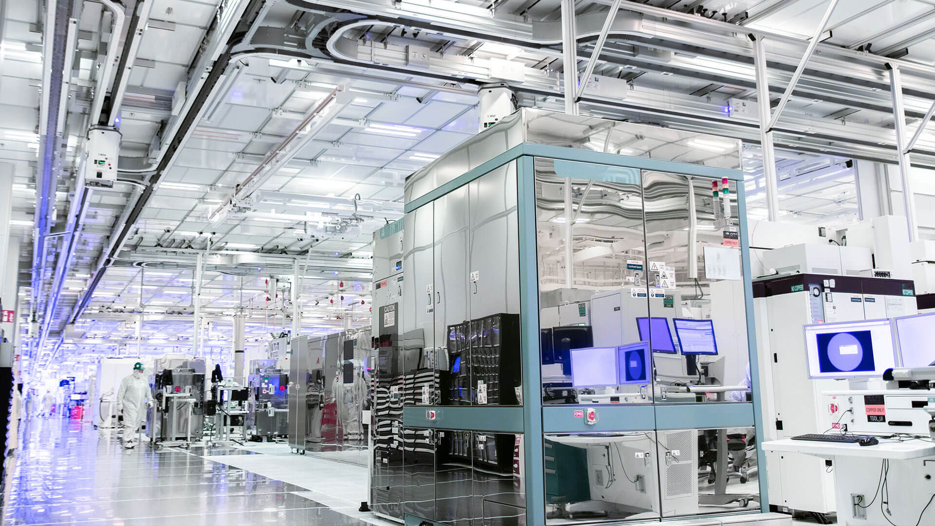 Semiconductor manufacturing pollutants | PURE-AIR